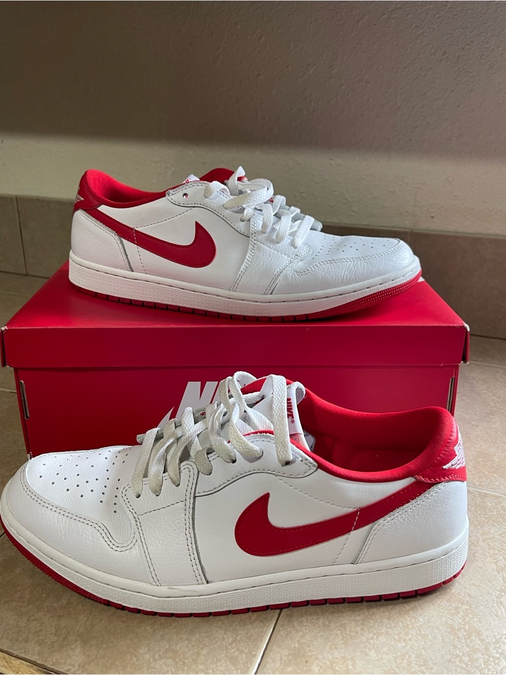 Air Jordan 1 Low OG "White/University Red"